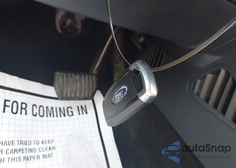 2018 Ford Edge Titanium z USA, uszkodzony, nr VIN 2FMPK4K97JBB32065